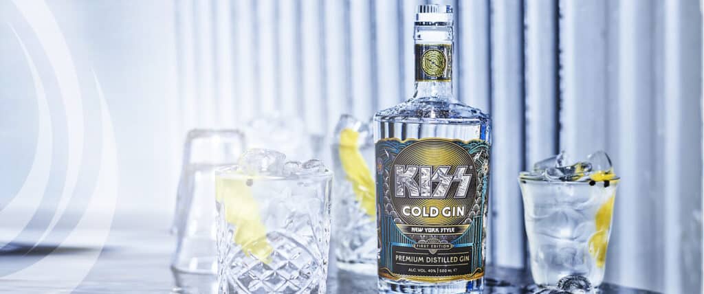 Gin producerat i samarbete med rockbandet Kiss